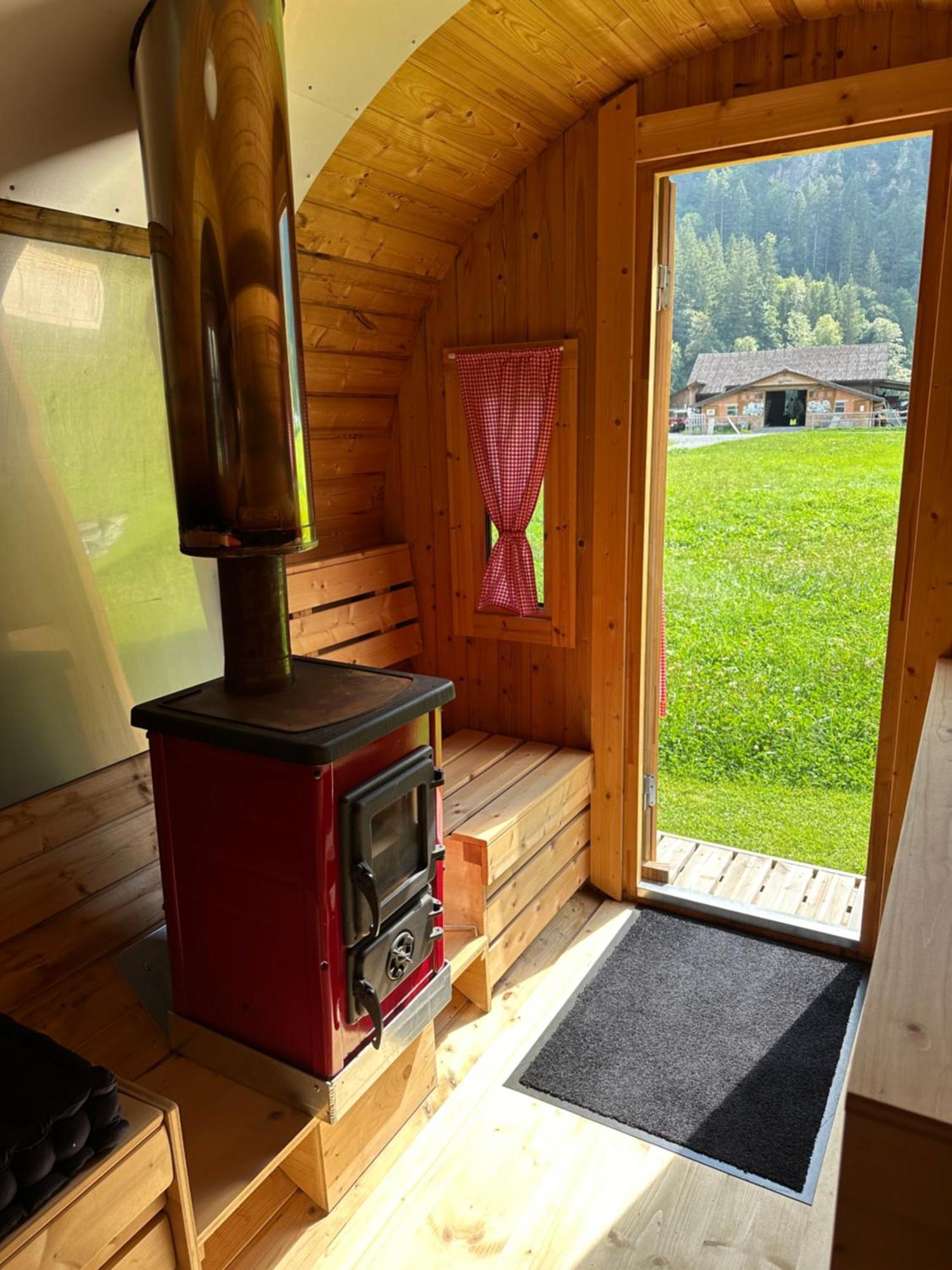 Schlafen Im Fass - Schlaffass - Abenteuer - Romantik - Haslifass Innertkirchen Exteriér fotografie